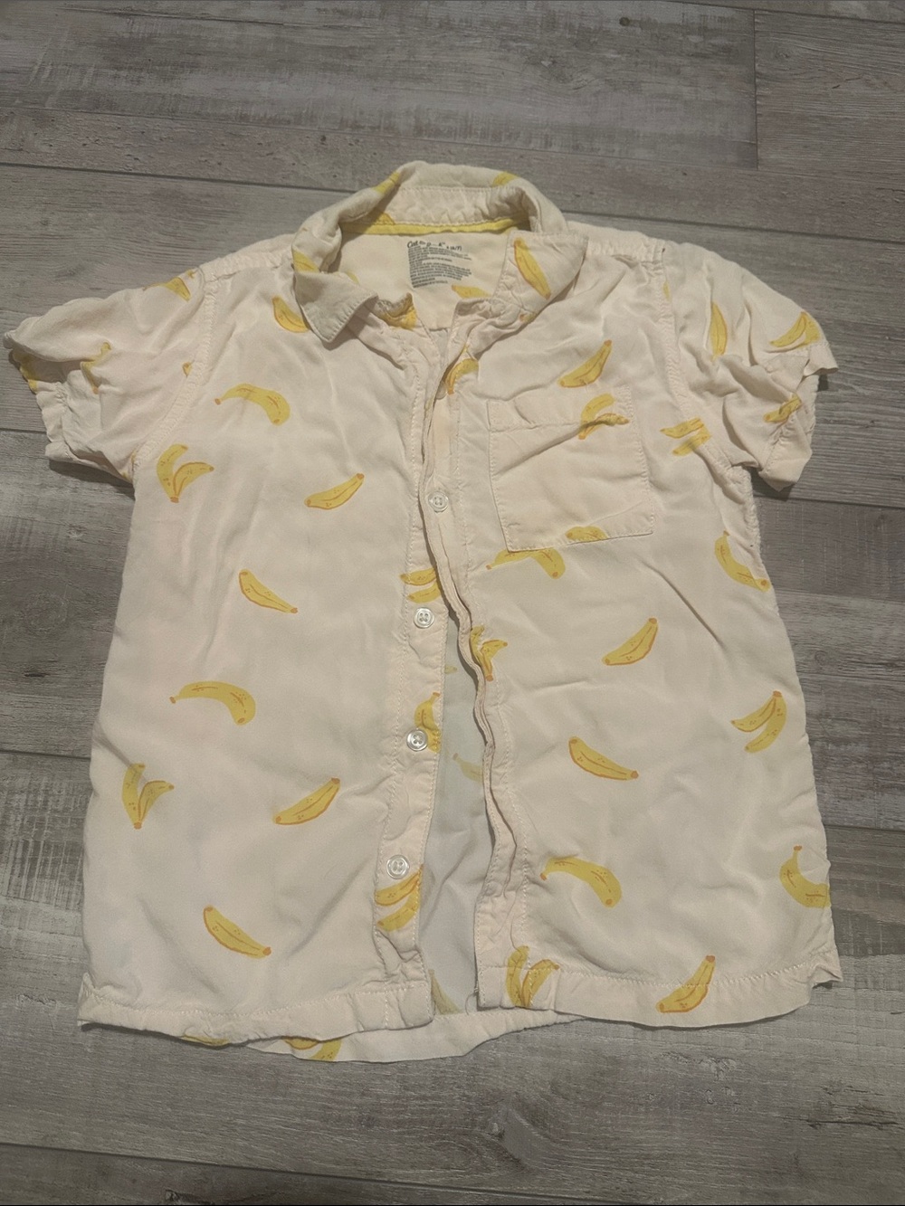 Cat & Jack Cream Short Sleeve Button-Down with Yellow Banana Print